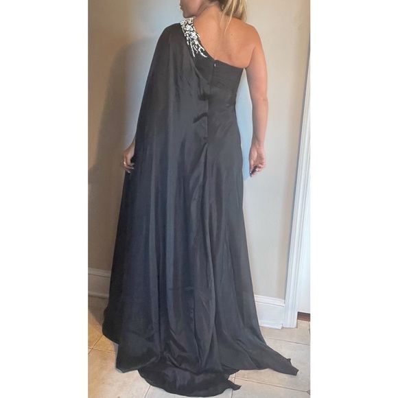 Jovani One Shoulder Gown Black with Overlay - Picture 4 of 6